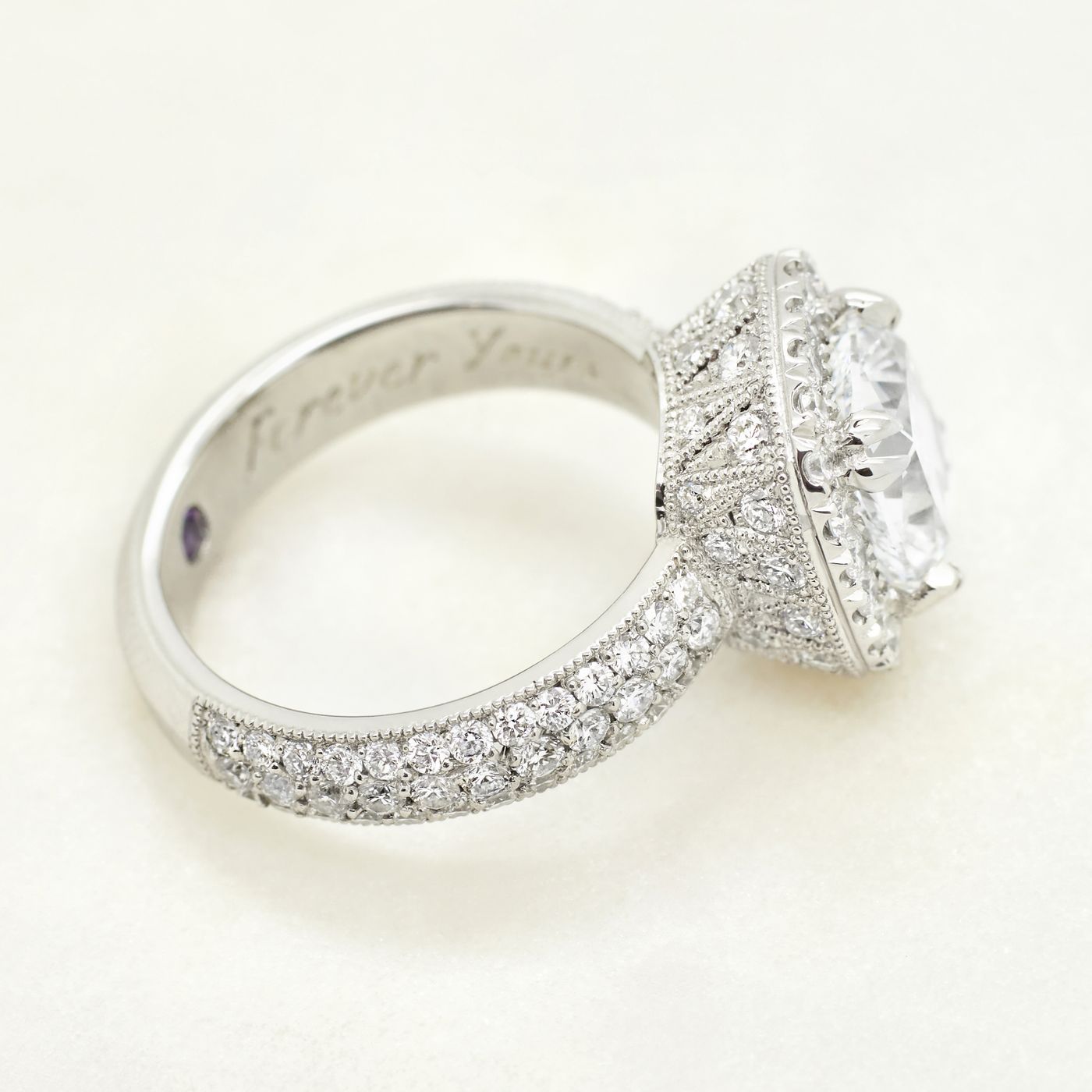 Engraved band with micro pavé