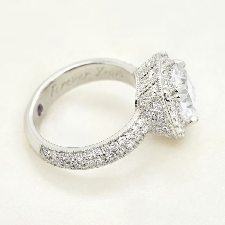 Engraved band with micro pavé