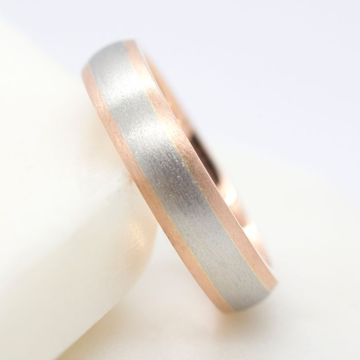 Mixed metal mens wedding ring