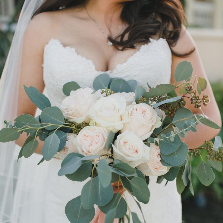 White roses are the all time classic bridal flower
