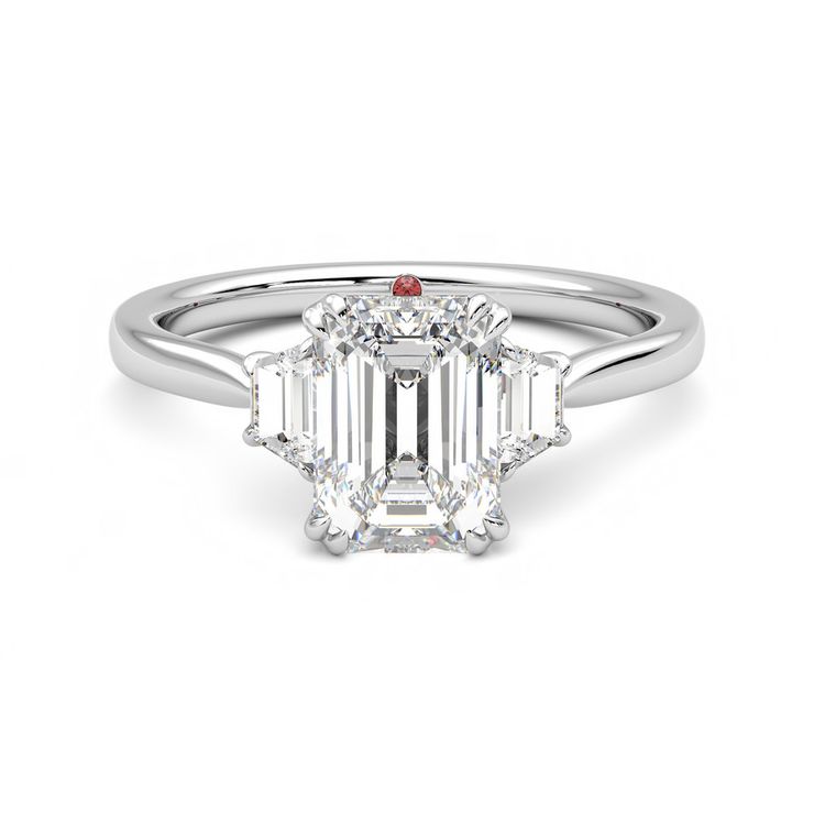 Reverie platinum emerald ring