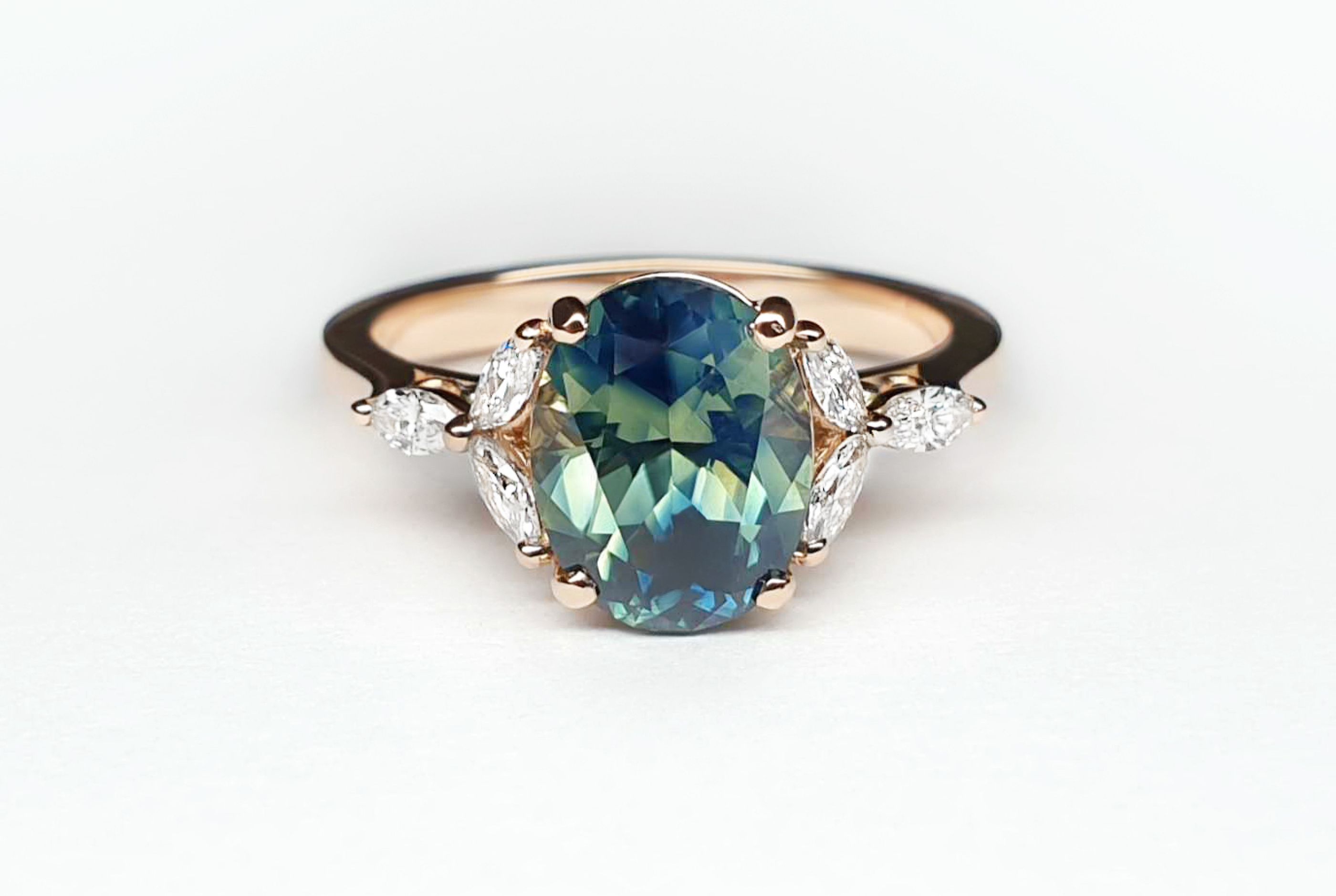 bi-colour sapphire