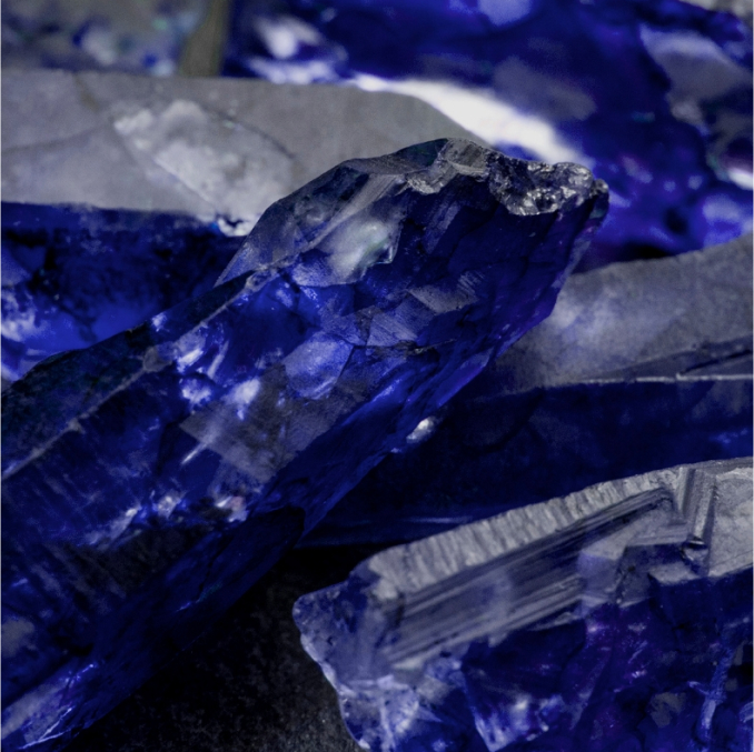 Blue sapphire raw