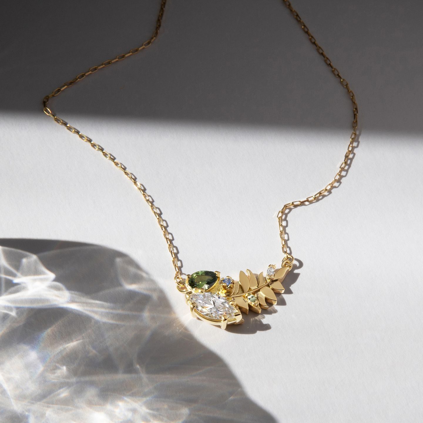 Verdant pendant necklace sq