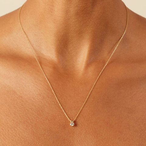 neckace carousel2 sq 600x600