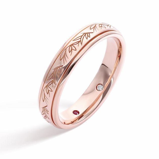 Custom engraving wedding ring