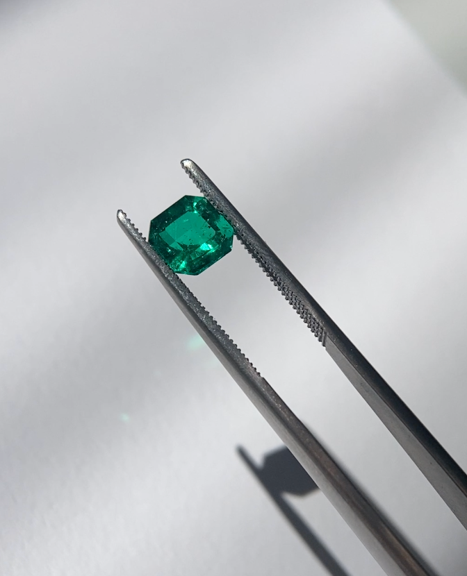 Emerald symbolise in an engagement ring