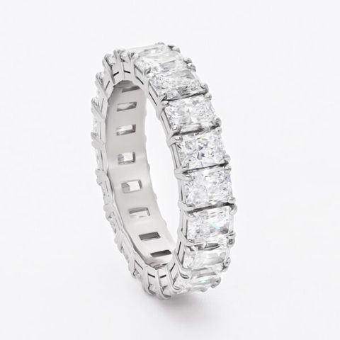 Radiant diamond pavé chunky wedding band