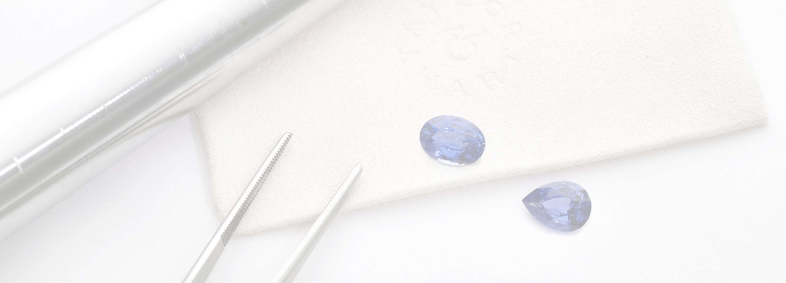 Blue sapphire engagement rings banner opacity
