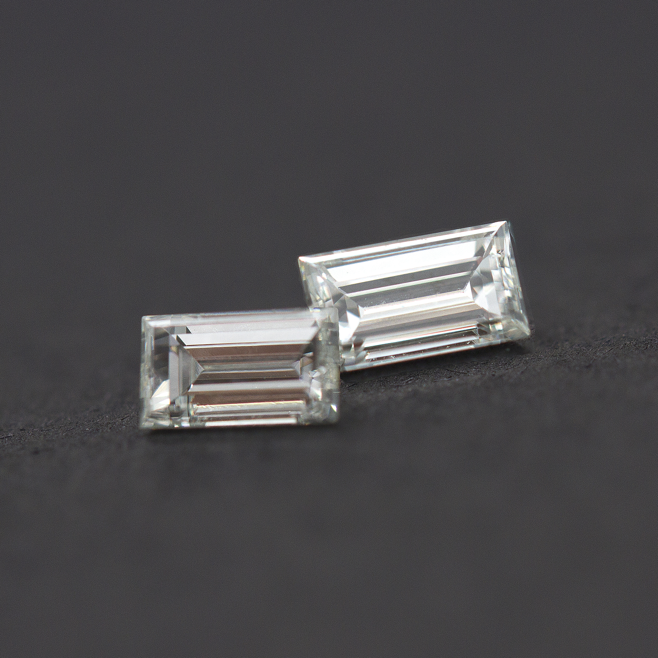 Diamond baguettes square