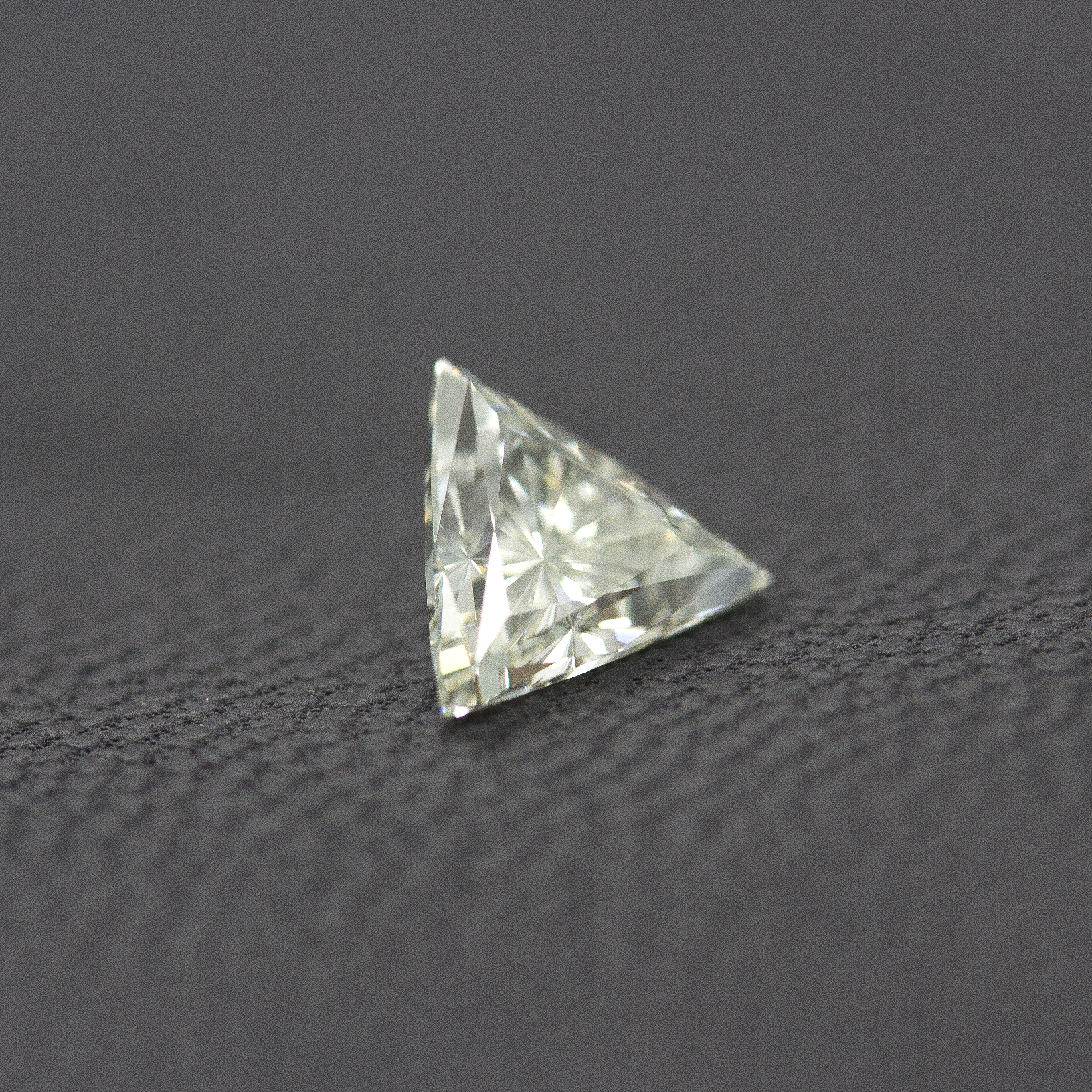 Trillion cut diamond