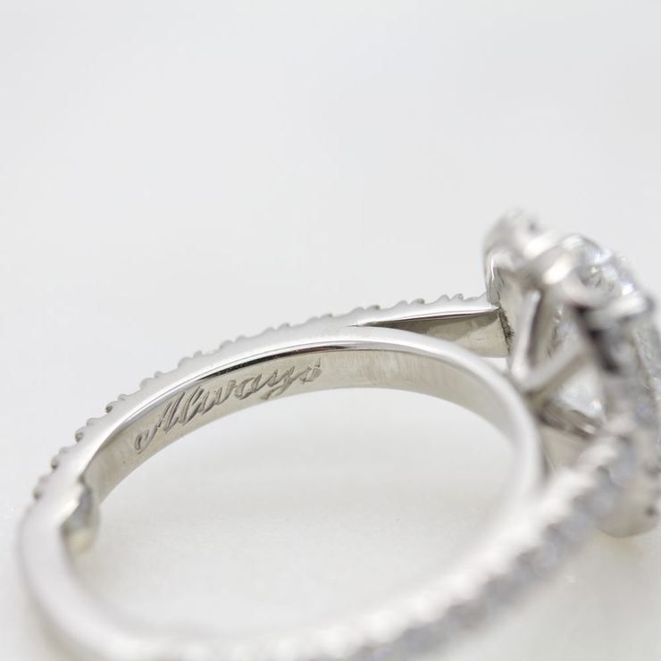 Engagement ring with hand engraving