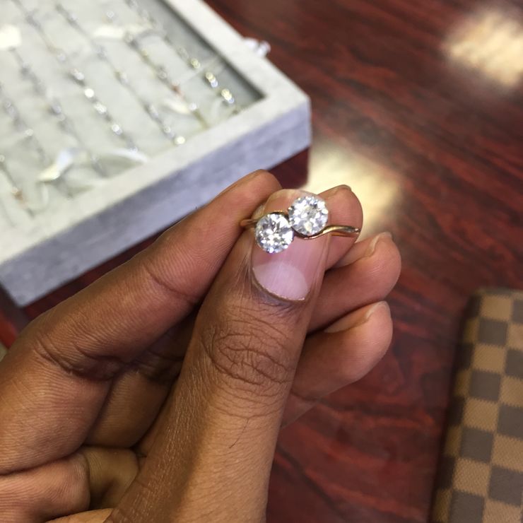 Repurposing a family heirloom bespoke engagement ring design