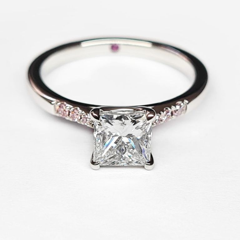 Diamond princess cut engagement ring