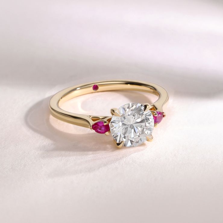 Faith round diamond pink pear side sapphires trilogy engagement ring yellow gold copy