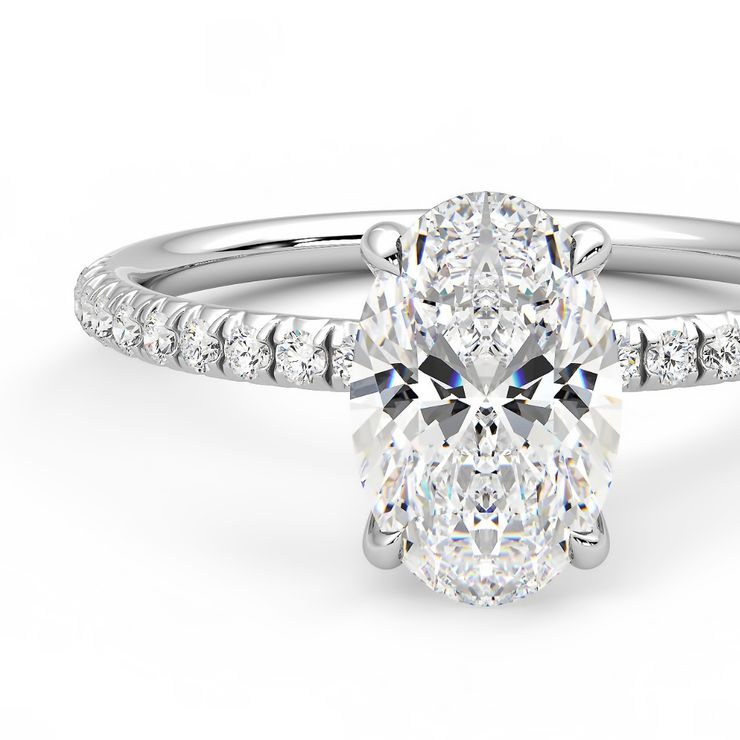 Oval pavé band