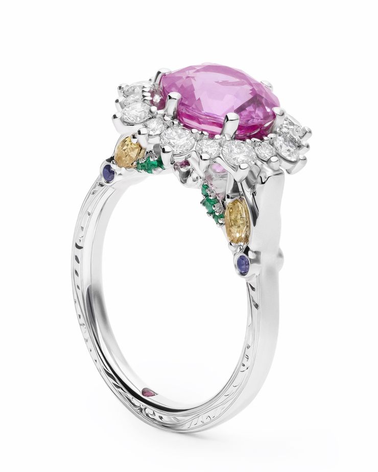 Bespoke Pink sapphire engagment ring