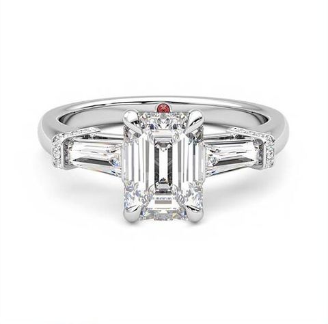 Utopia emerald cut diamond platinum