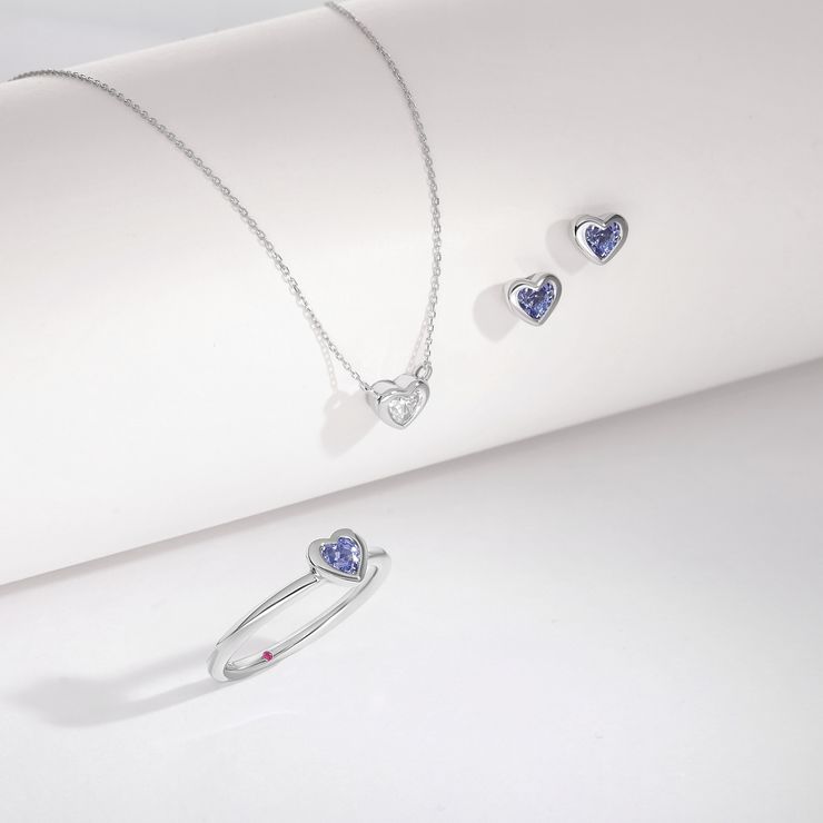 Amore collection blue sapphires