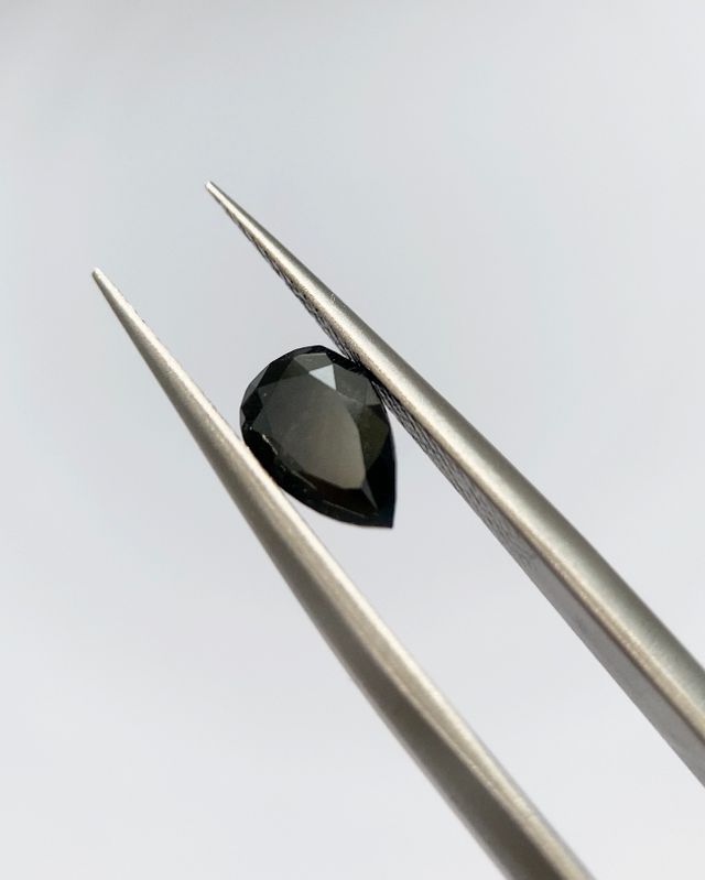 Pear black diamond loose tweezers