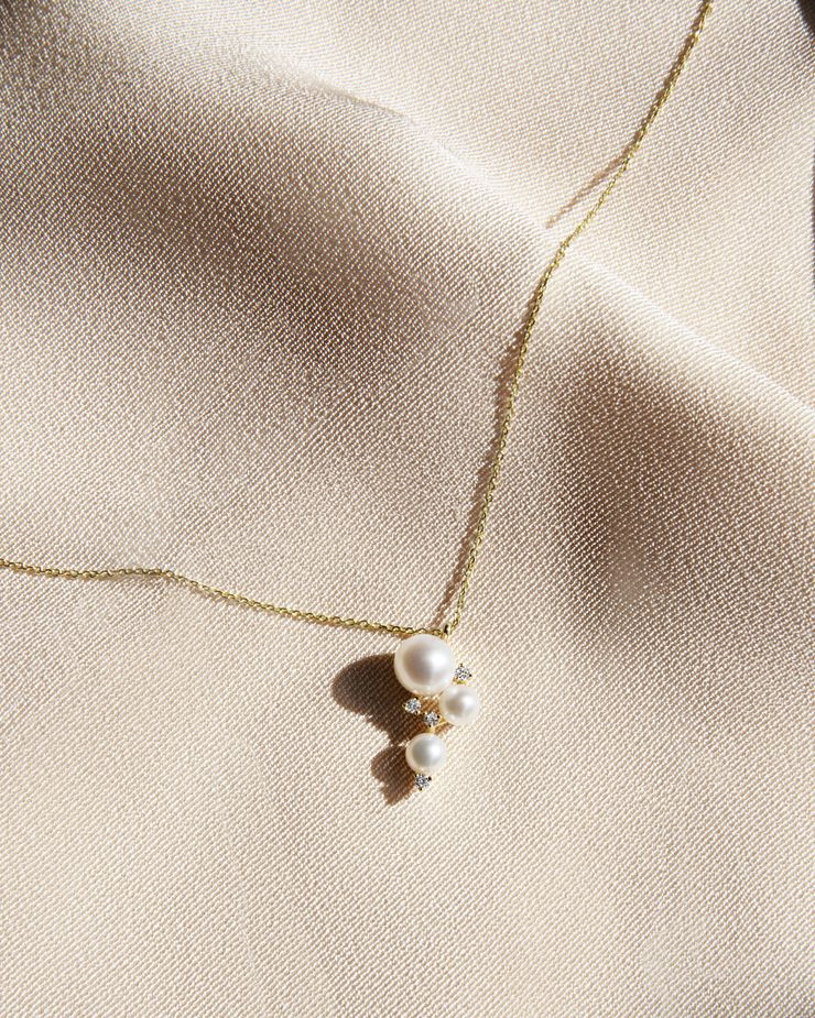 Pearl necklace