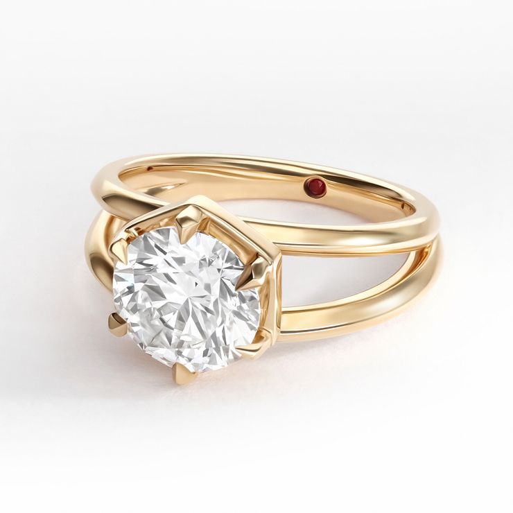 Round diamond yellow gold split shank engagement ring