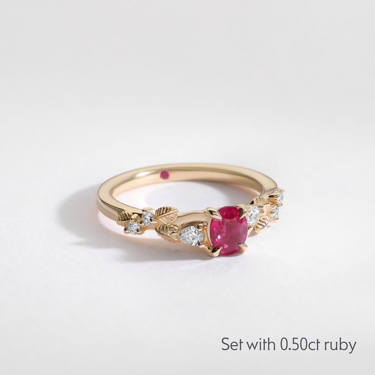 Taylor & Hart Lierre Oval Engagement Ring 1