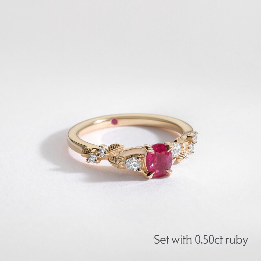 Taylor & Hart Lierre Oval Engagement Ring 4