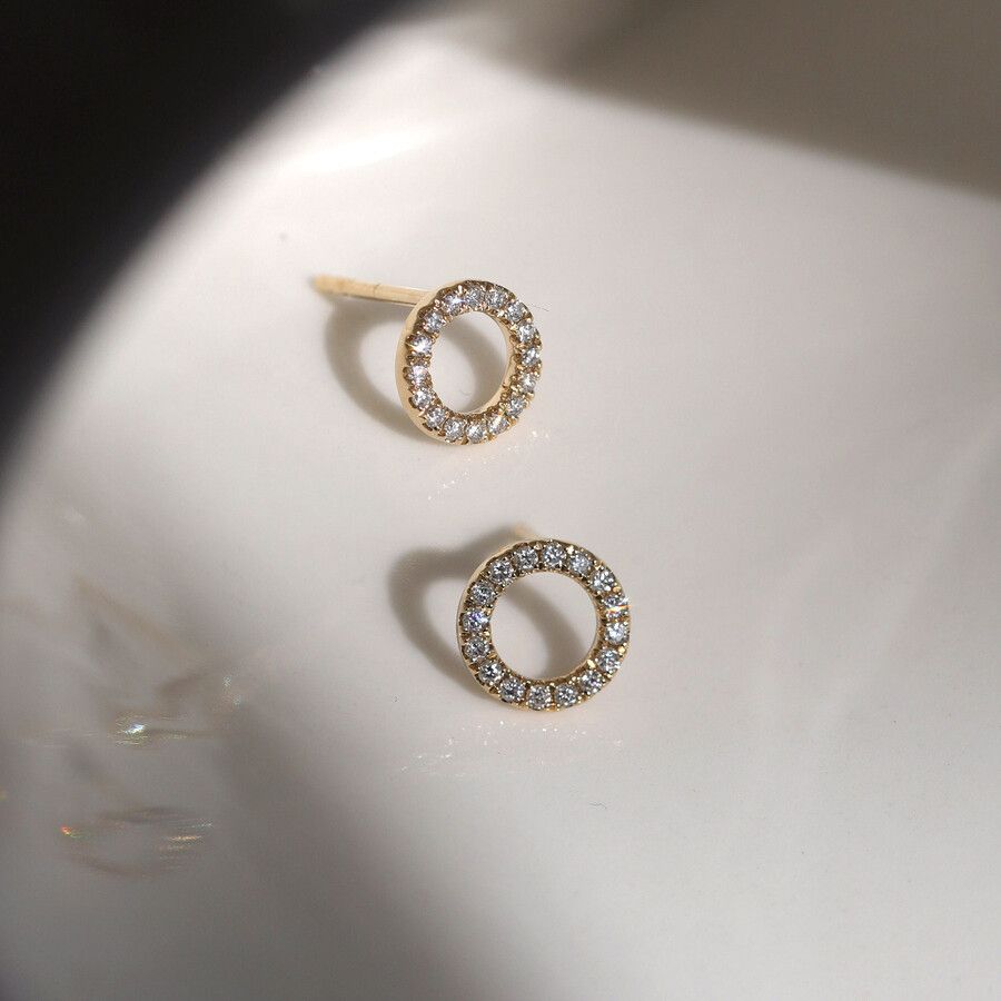 Taylor & Hart Eton Full Studs Jewellery 1