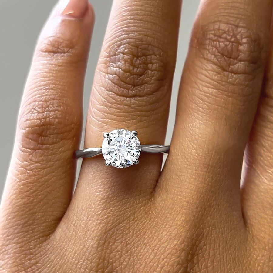 Taylor & Hart Mariposa Round Engagement Ring 3