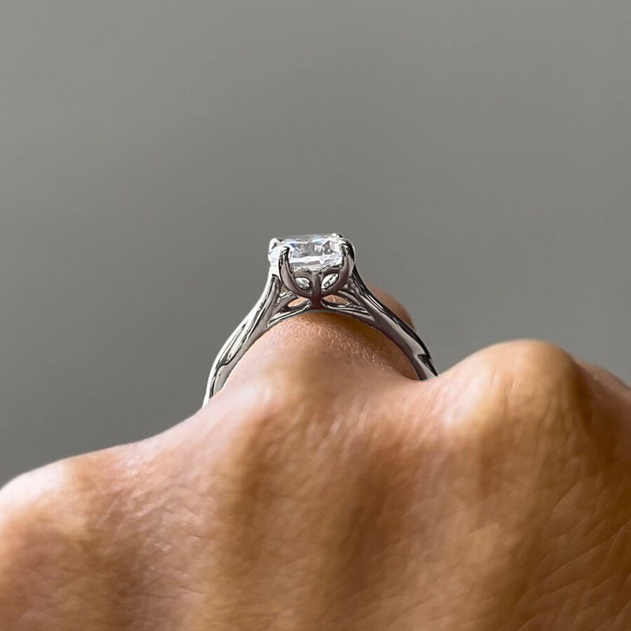 Taylor & Hart Mariposa Round Engagement Ring 4