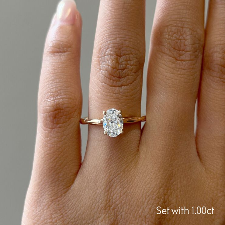 Taylor & Hart Mariposa Oval Engagement Ring 1