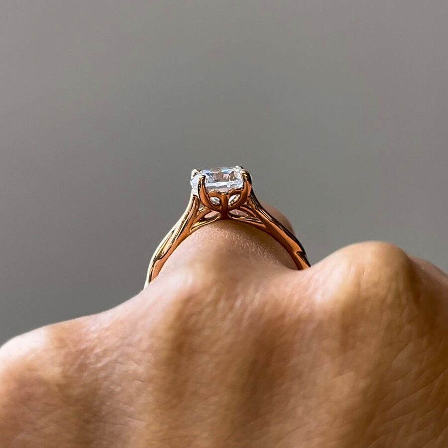 Taylor & Hart Mariposa Oval Engagement Ring 2