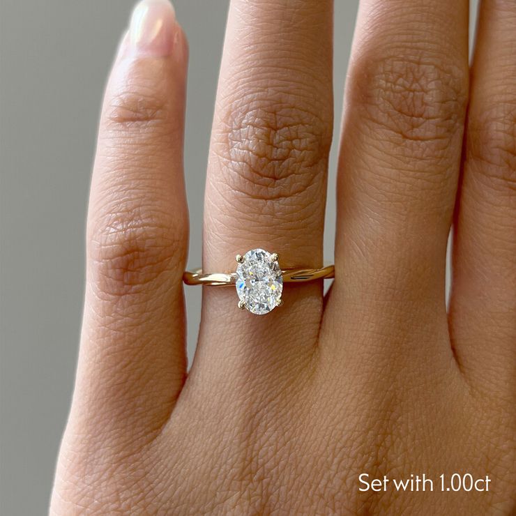 Taylor & Hart Mariposa Oval Engagement Ring 1