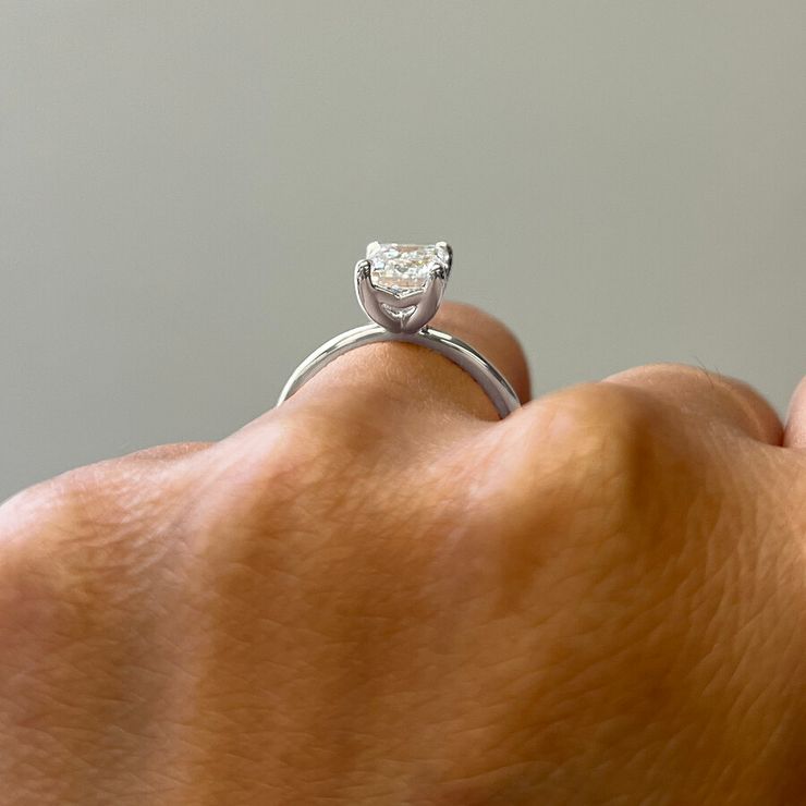 Taylor & Hart Demure Emerald Engagement Ring 5