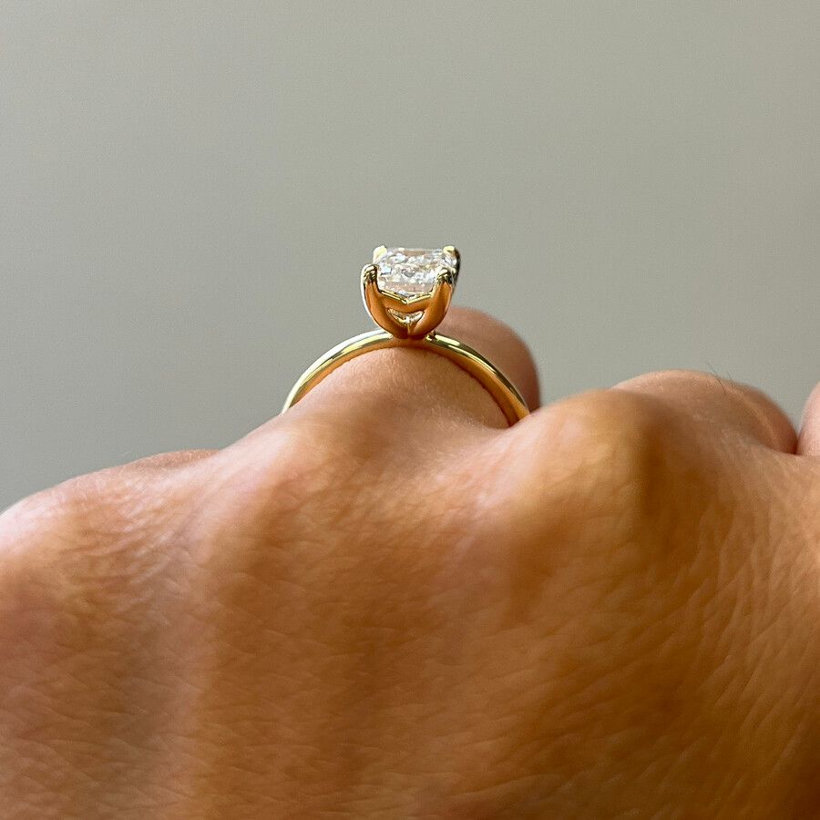 Taylor & Hart Demure Emerald Engagement Ring 7