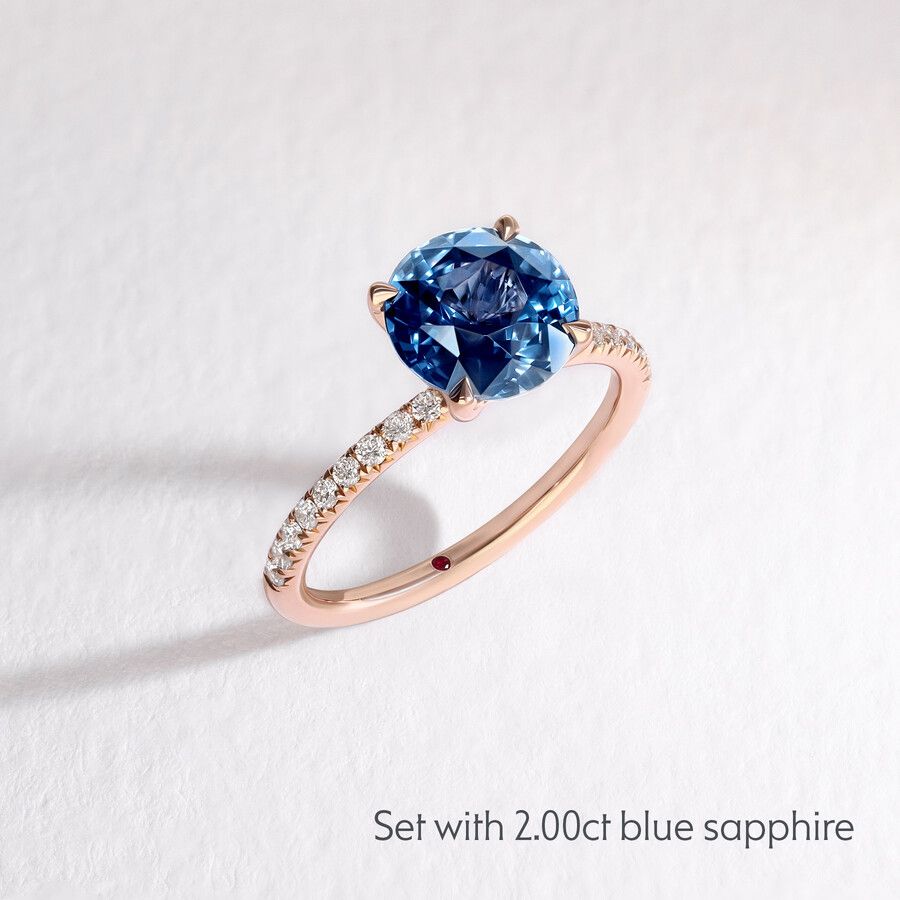 Taylor & Hart Dulcet Round Engagement Ring 4