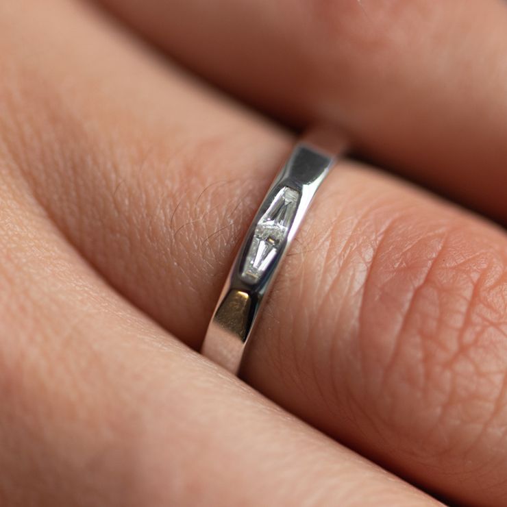 Taylor & Hart Edinburgh Proposal Ring - Extra Large Size (T) Ready to Go Ring 1