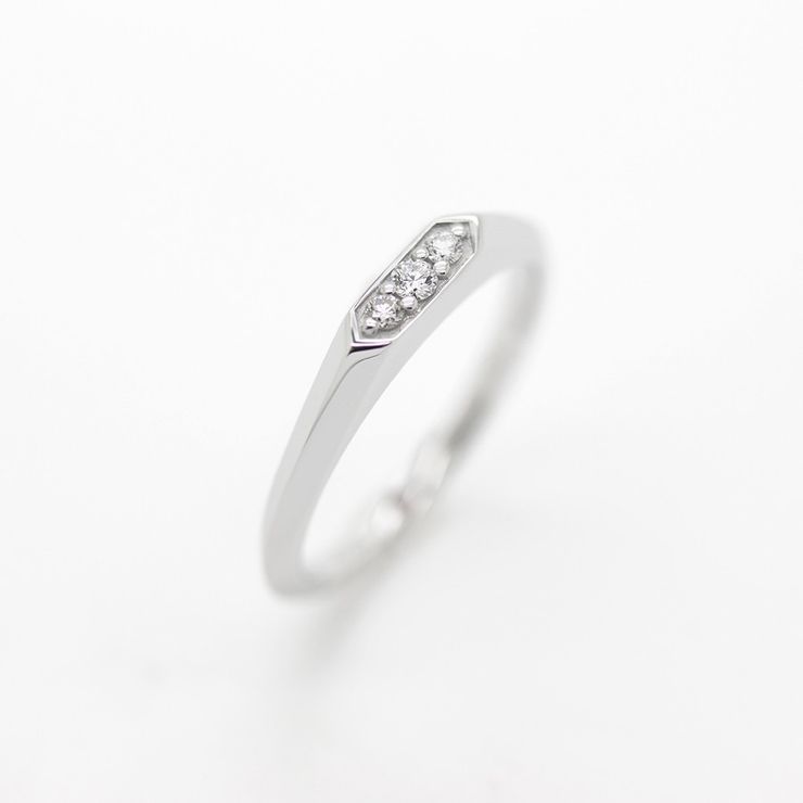 Taylor & Hart Marrakesh Proposal Ring - Large Size (P) Ready to Go Ring 2