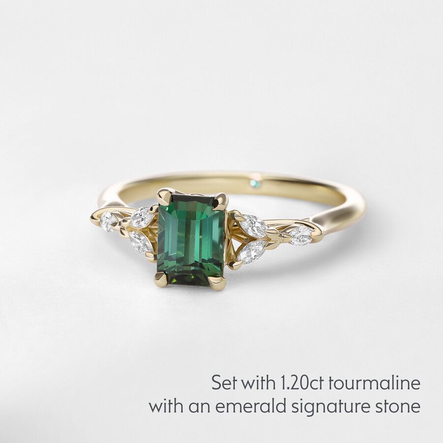 Taylor & Hart Tamora Emerald Engagement Ring 3
