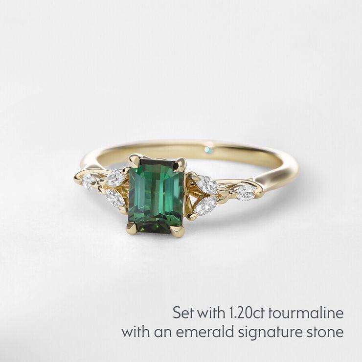 Taylor & Hart Tamora Emerald Engagement Ring 3