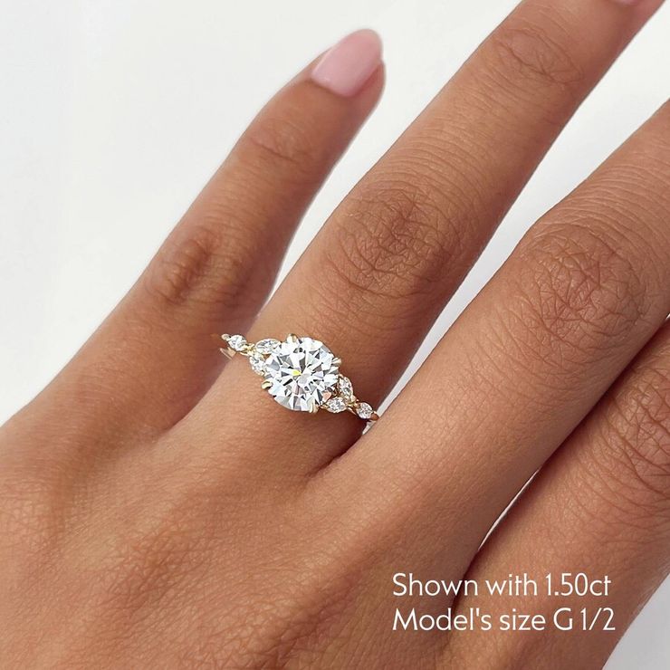 Taylor & Hart Tamora Round Engagement Ring 2