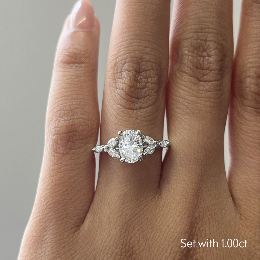 Taylor & Hart Tamora Oval Engagement Ring 2