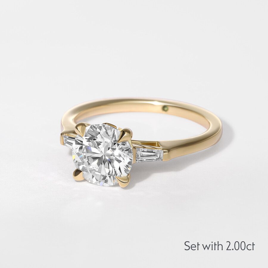 Taylor & Hart Mirror Round Engagement Ring 3