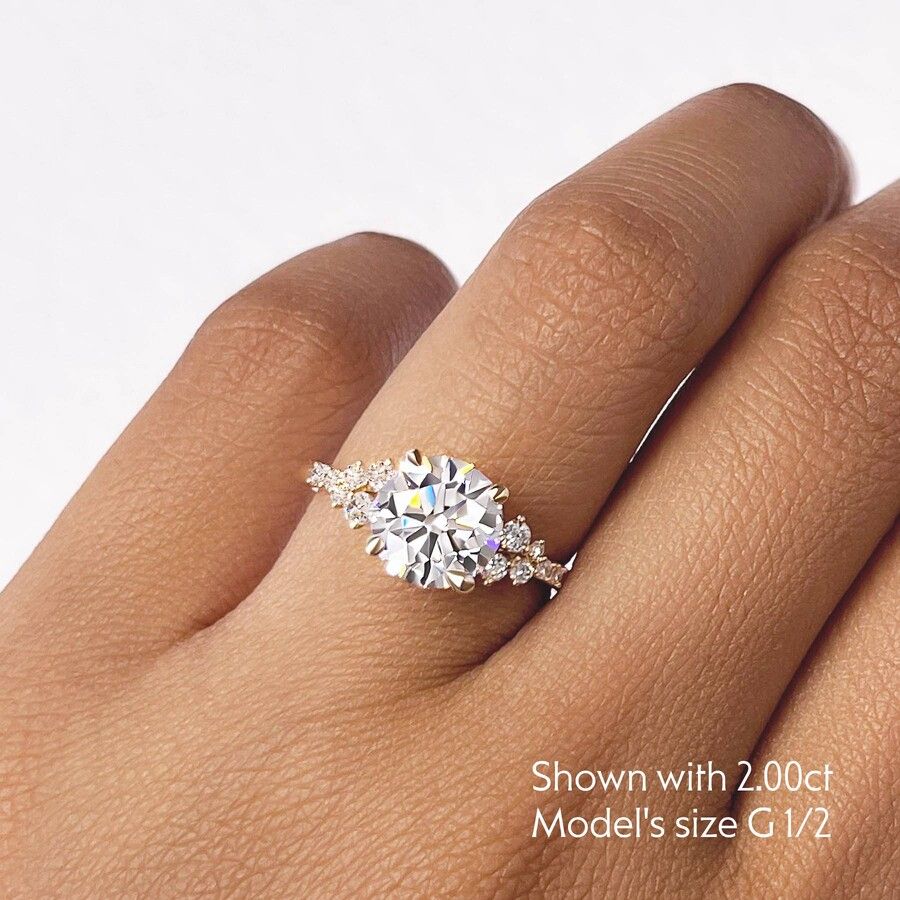 Taylor & Hart Marula Round Engagement Ring 2