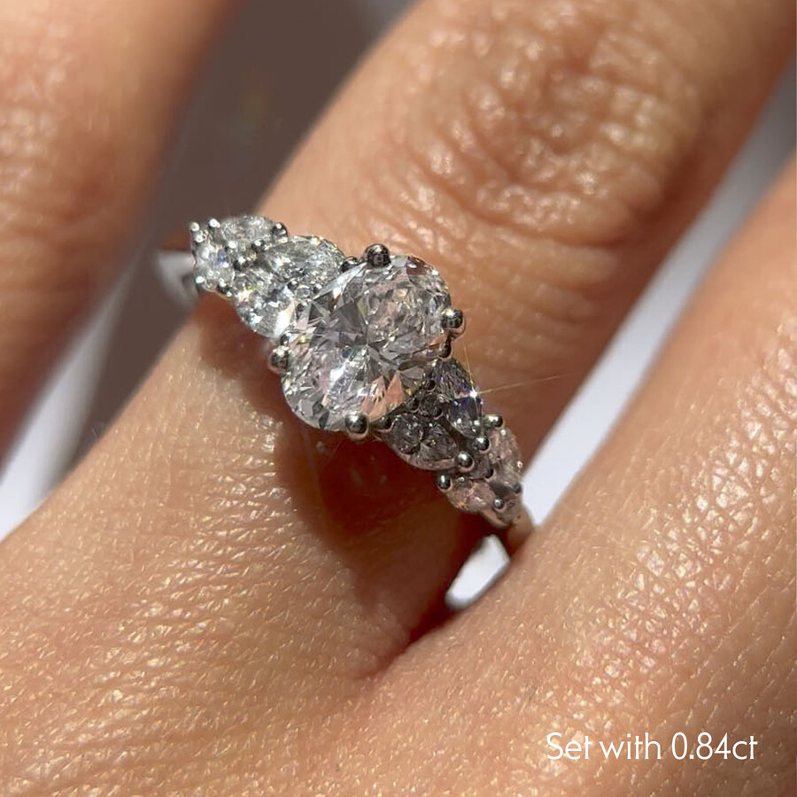 Taylor & Hart Cascade Oval Engagement Ring 3