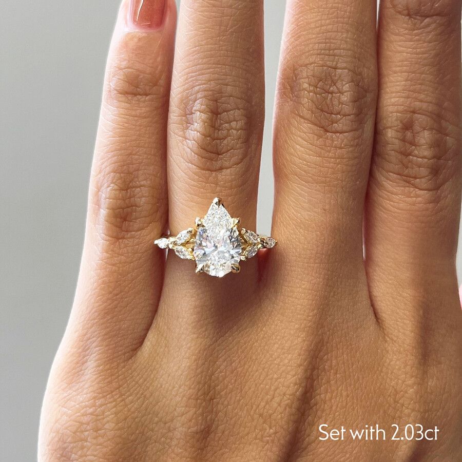 Taylor & Hart Tamora Pear Engagement Ring 2