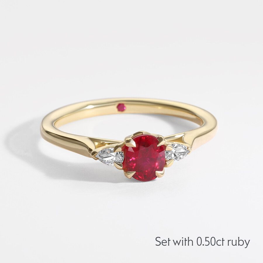 Taylor & Hart Faith Oval Engagement Ring 4