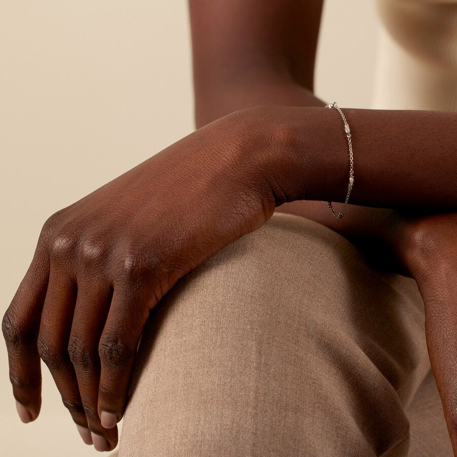Taylor & Hart Iona Chain Bracelet Jewellery 1