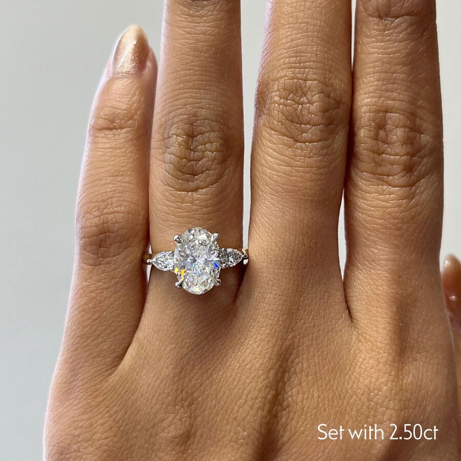 Taylor & Hart Affinity Oval Engagement Ring 1